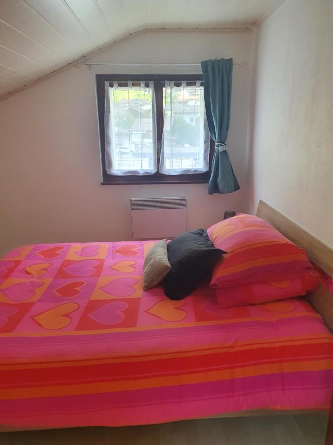 Appartement Fully מראה חיצוני תמונה